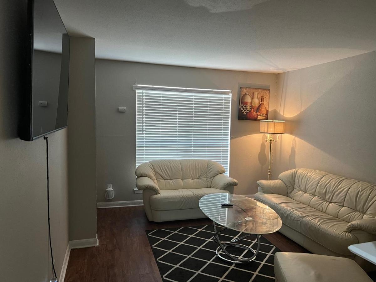Lovely 1-Bedroom Townhome With Nice Amenities Houston Zewnętrze zdjęcie