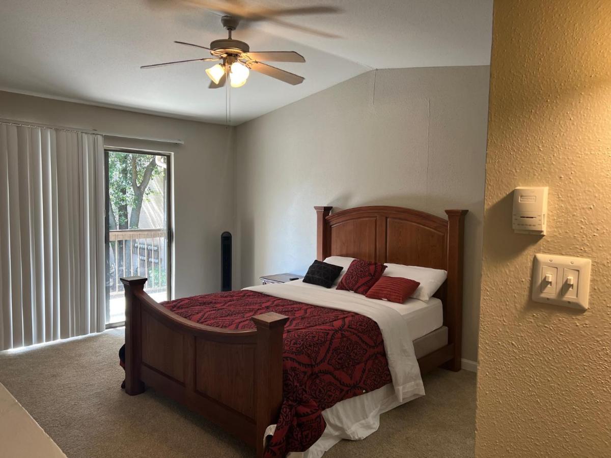 Lovely 1-Bedroom Townhome With Nice Amenities Houston Zewnętrze zdjęcie