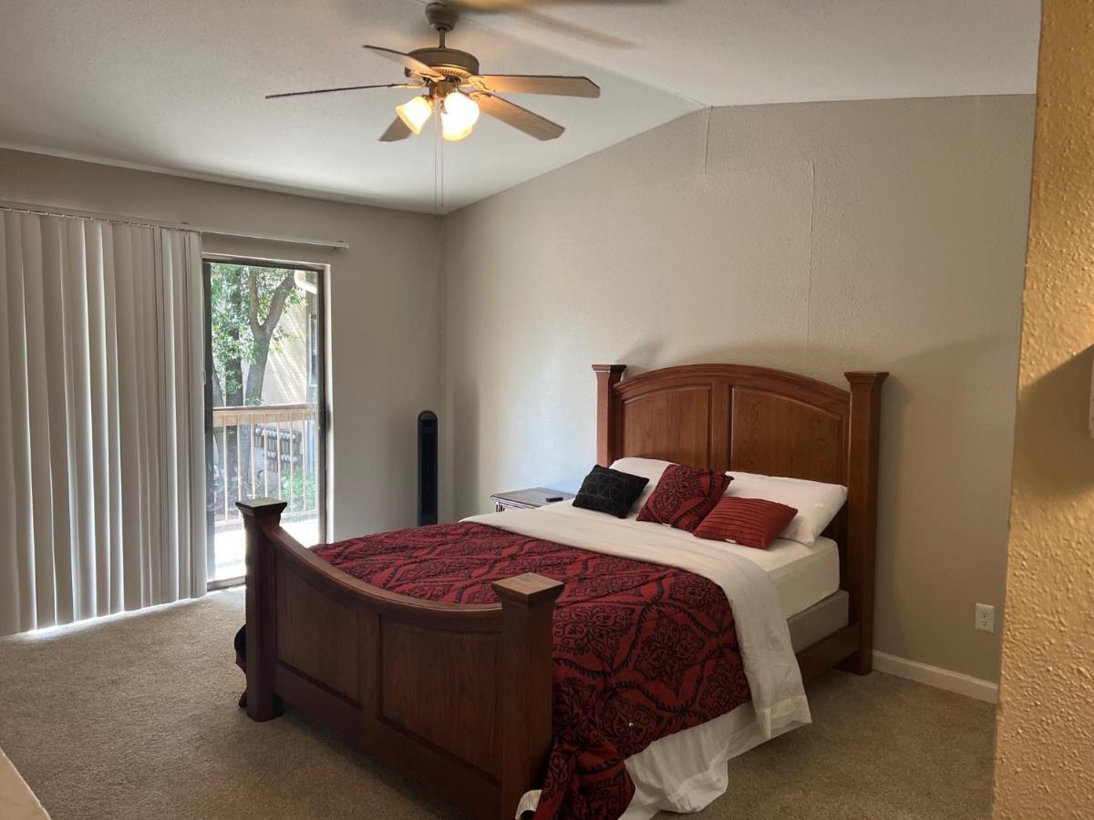 Lovely 1-Bedroom Townhome With Nice Amenities Houston Zewnętrze zdjęcie